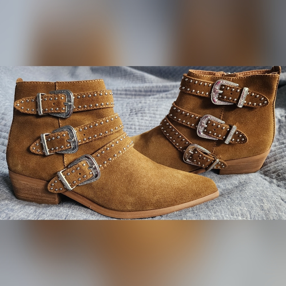 Aqua Blane Suede Motorcycle Boots with Buckle Straps Size 7.5 Cognac Brown